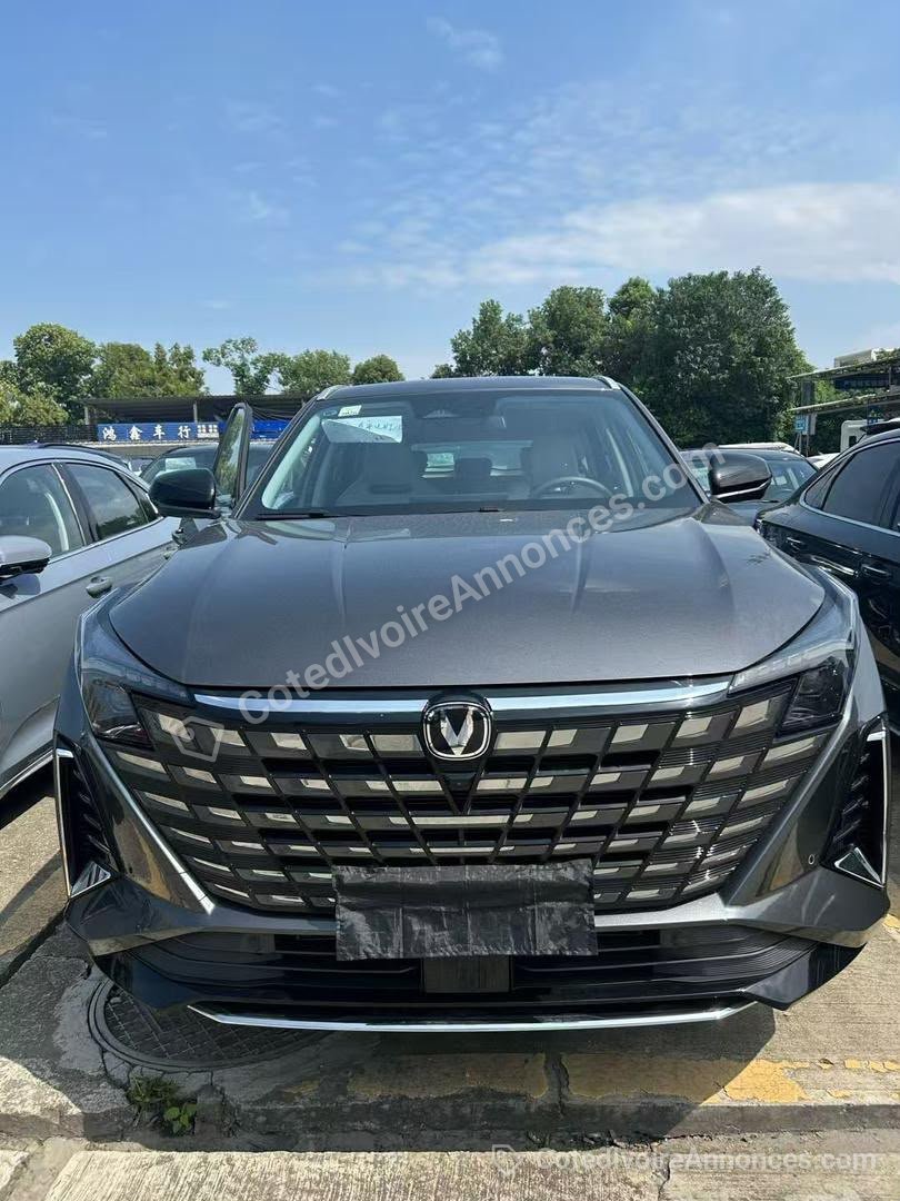 Changan Uni-Z — Véhicules à Abidjan