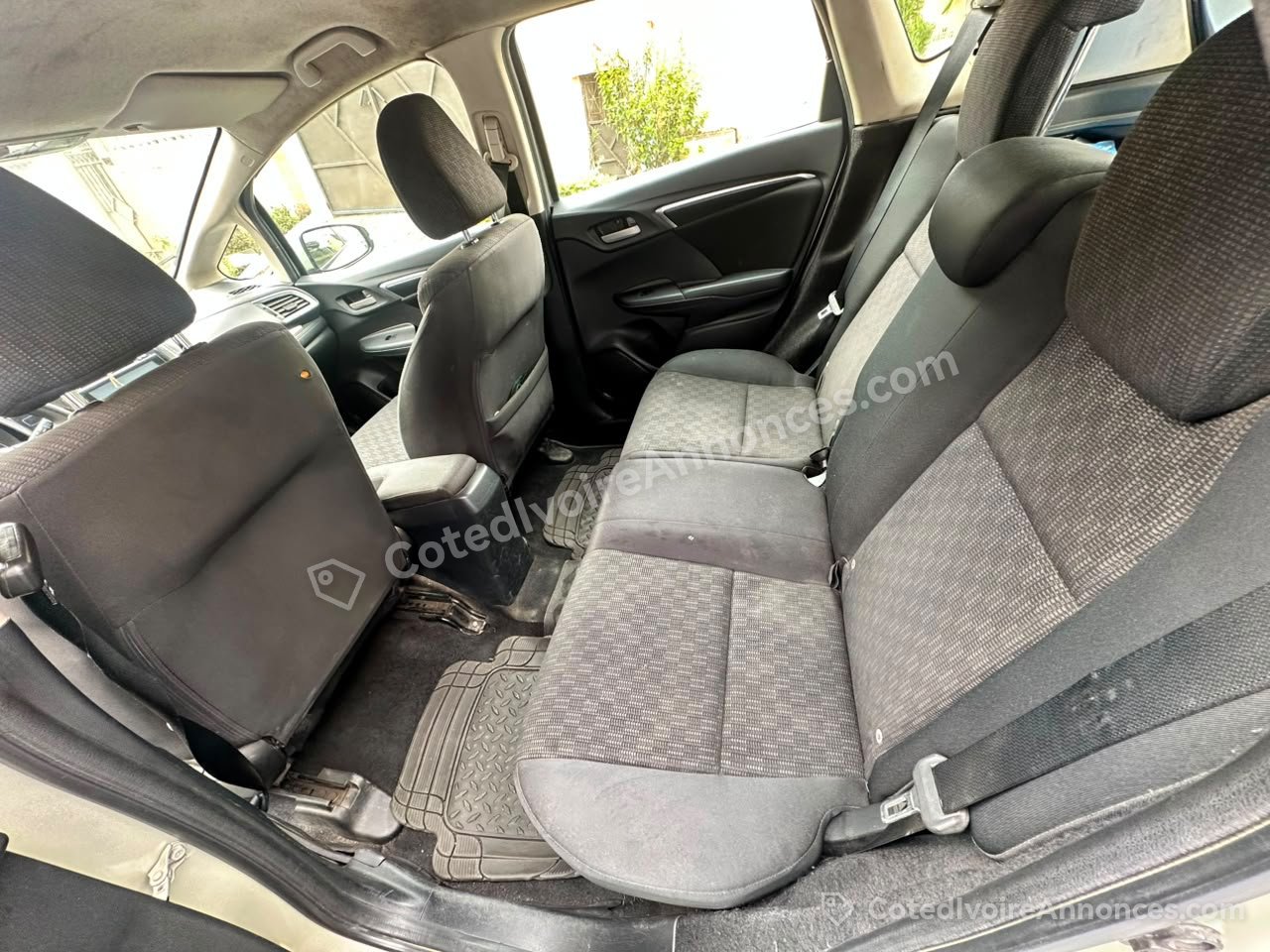 Honda fit 2015 — Véhicules à Abidjan