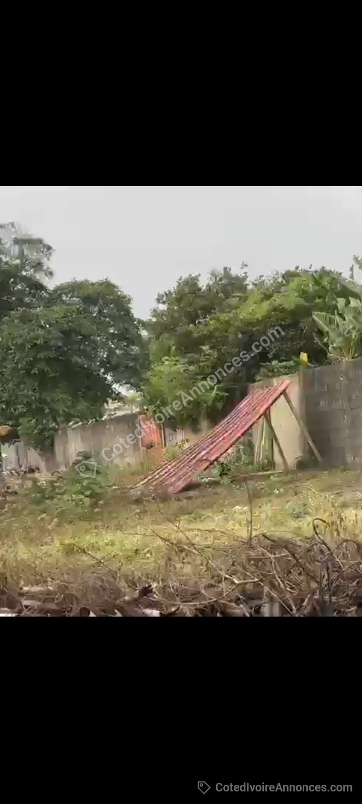 Terrain en vente — Immobilier à Abidjan