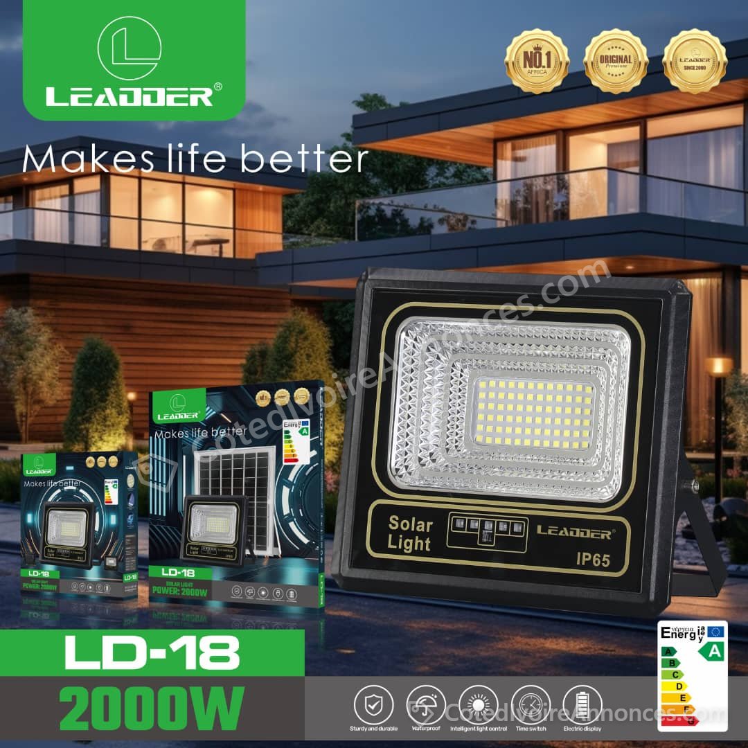 Lampadaire solaire LD-18 2000W à Abidjan