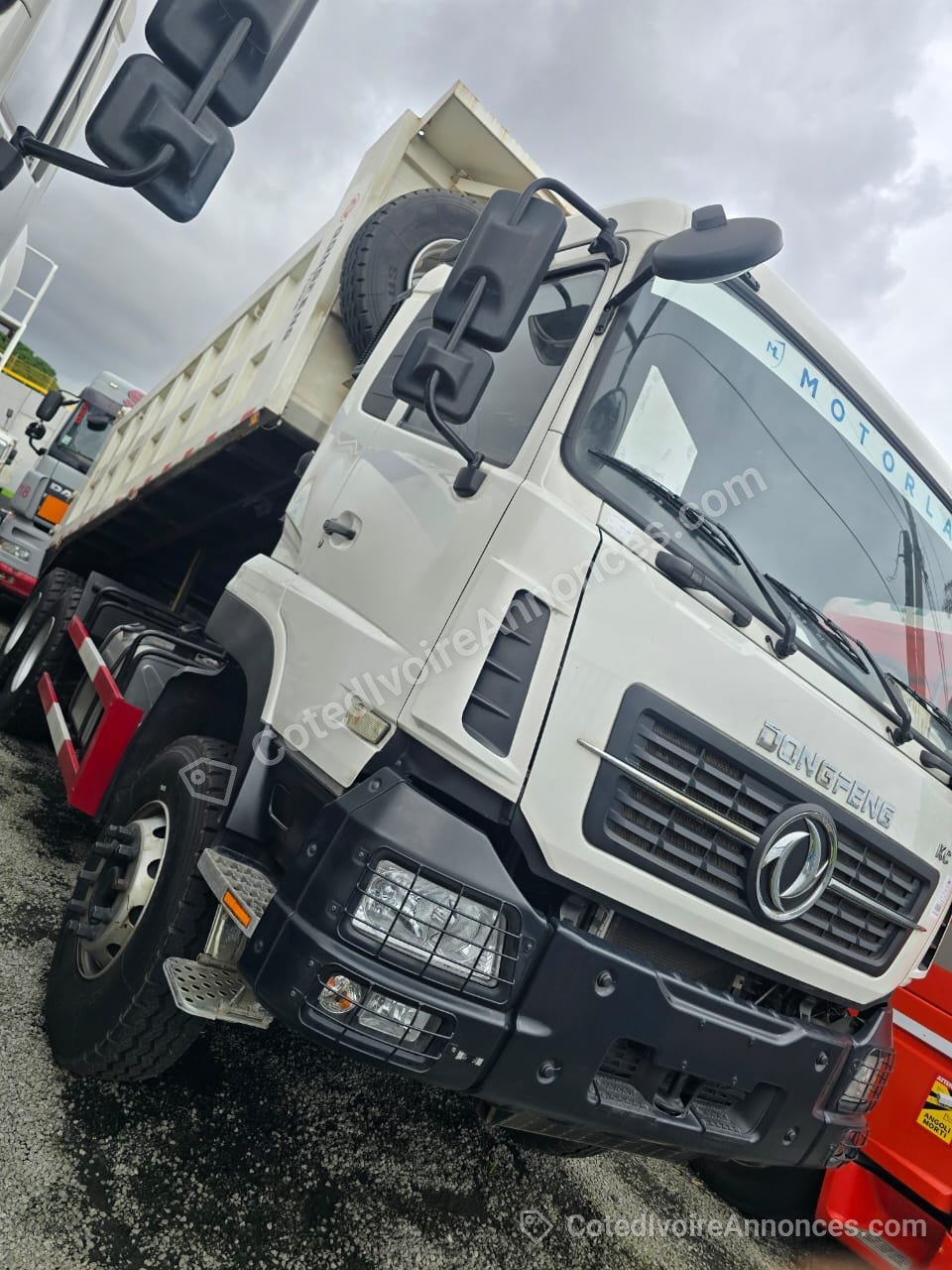 CAMION DONGFENG KC 375 cheveaux à Abidjan