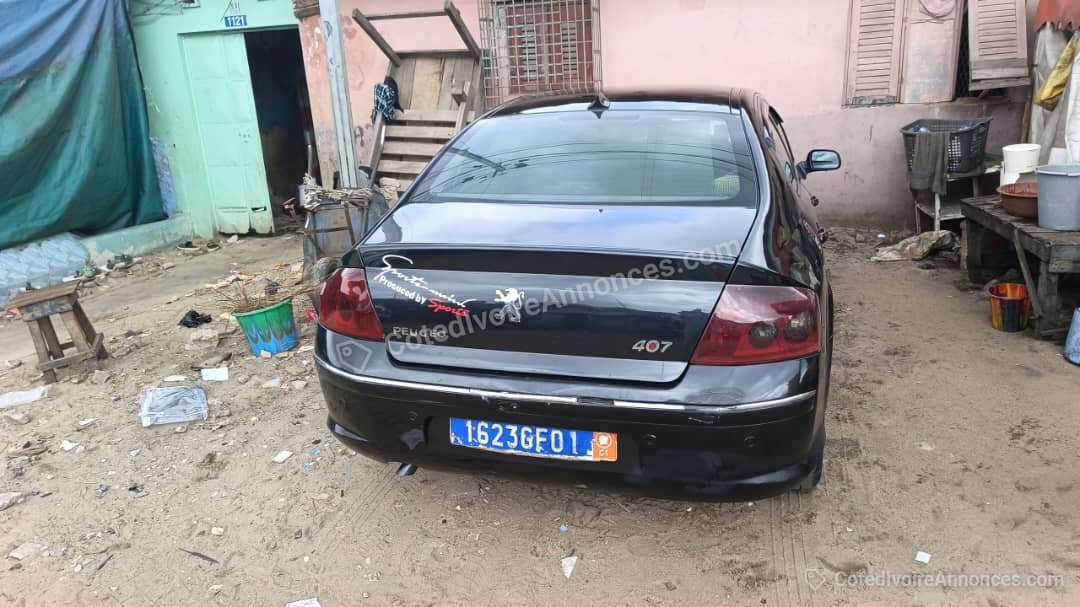 Peugeot 407 boite manuelle, Très propre à Abidjan