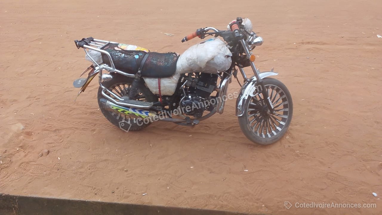 Moto 2 roues à Abidjan