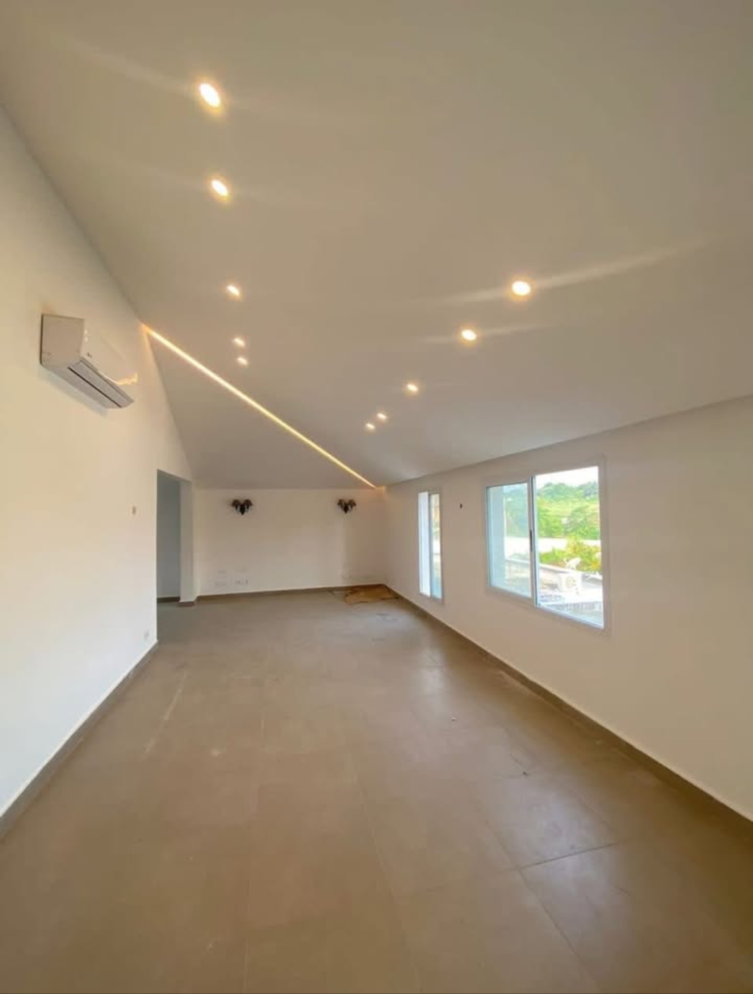 Villa duplex 6 pièces a la Riviera 4 lycée Jacques Prévert — photo 1