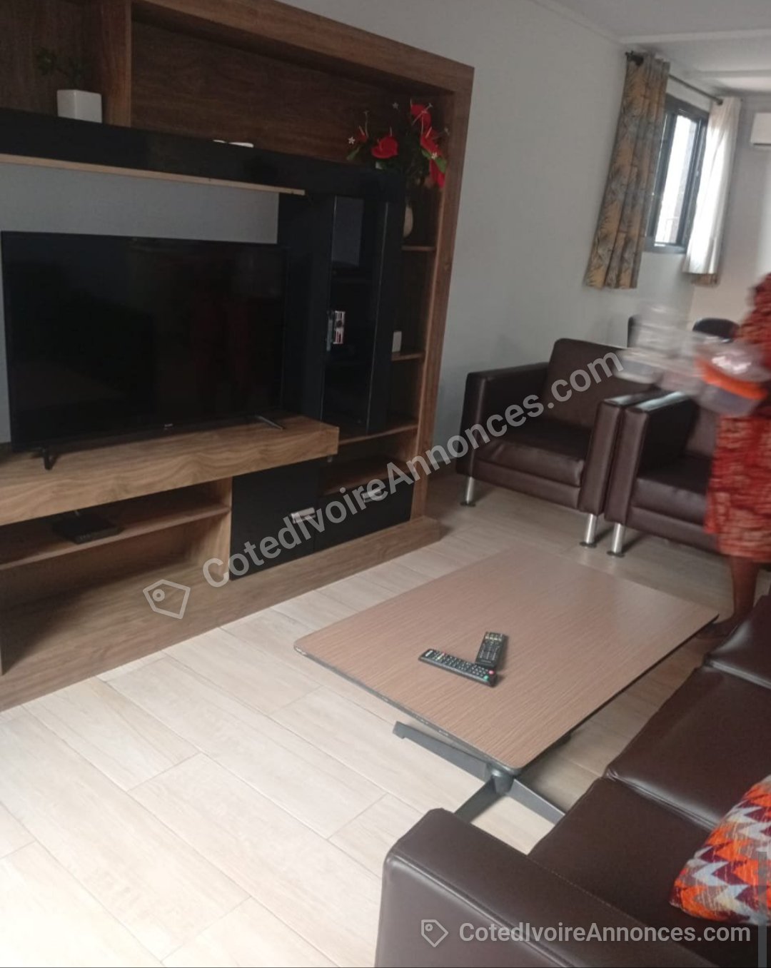 A louer villa basse 3 pièces ,meublée Cocody centre — Immobilier à Abidjan