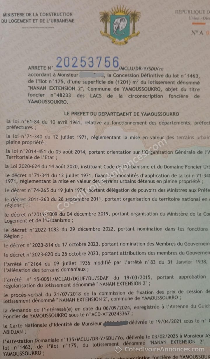 TERRAIN DE 1200M² avec ACD à Yamoussoukro