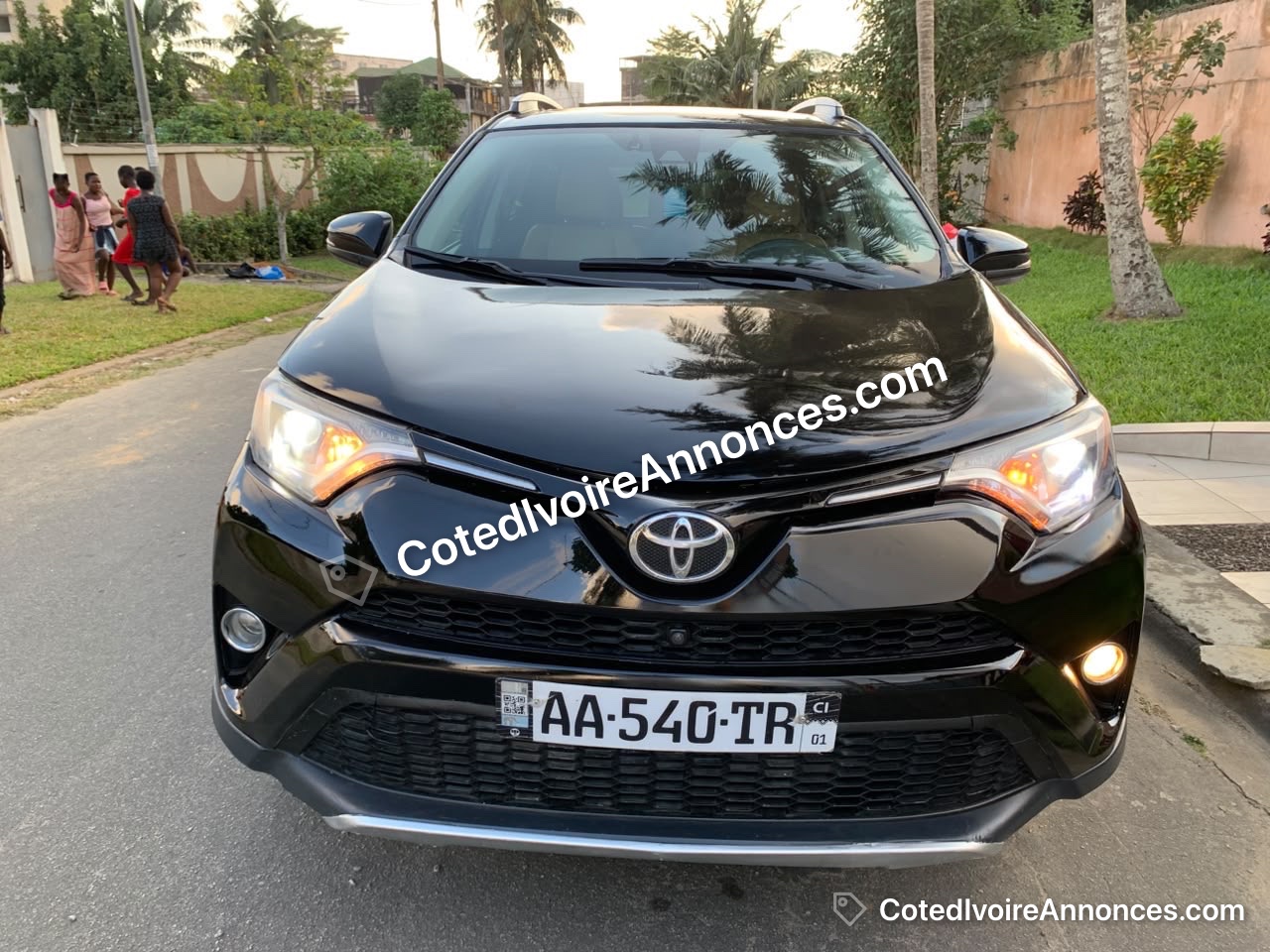 TOYOTA RAV4 2018 à Abidjan