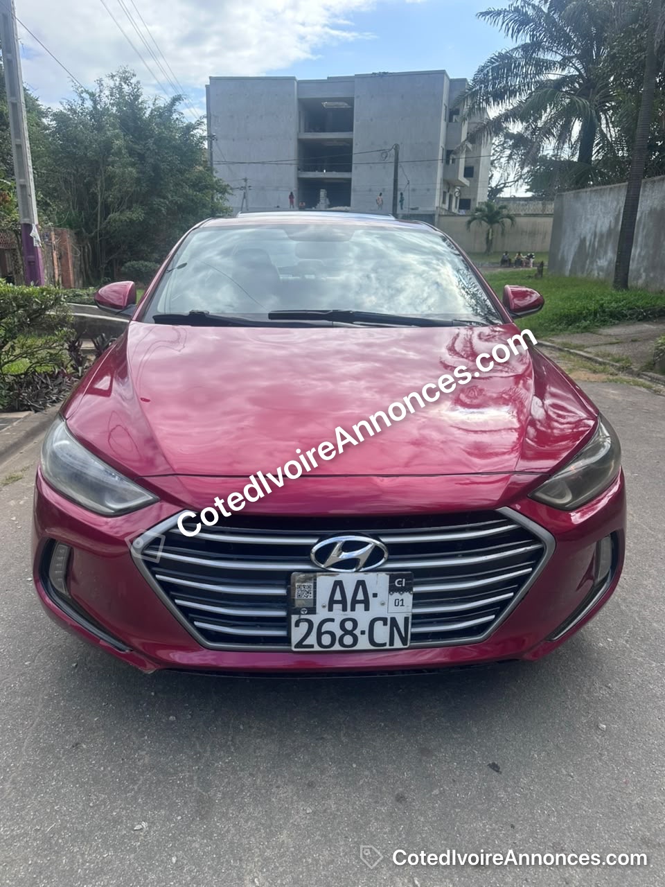 HYUNDAI ELANTRA 2019 à Abidjan
